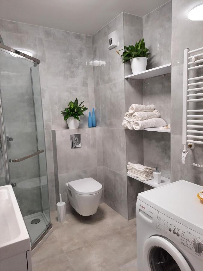 Apartament Amber Comfort Z Prywatnym Miejscem Parkingowym Kolobrzeg Ngoại thất bức ảnh