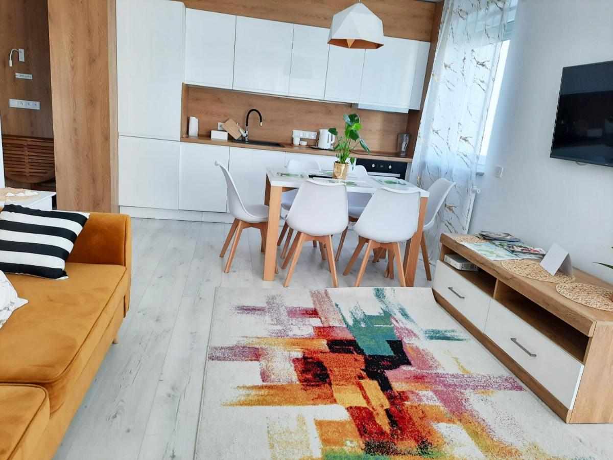 Apartament Amber Comfort Z Prywatnym Miejscem Parkingowym Kolobrzeg Ngoại thất bức ảnh