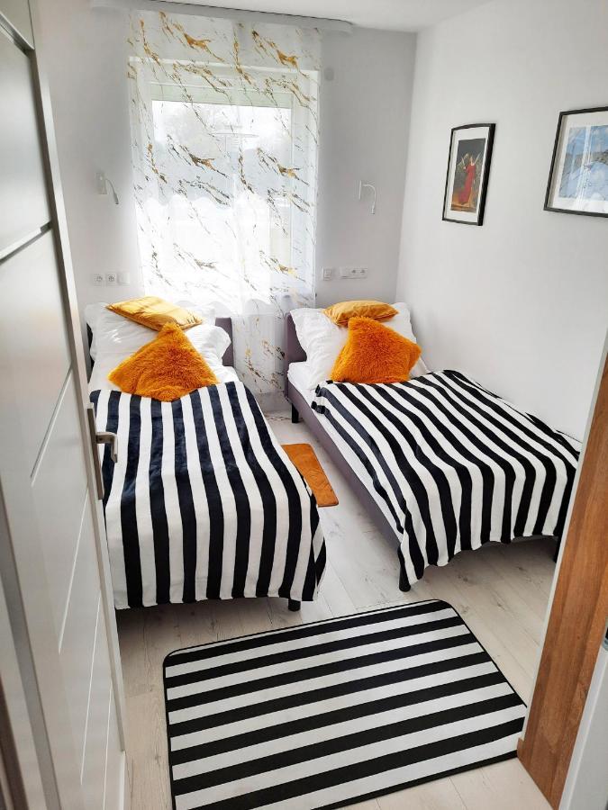 Apartament Amber Comfort Z Prywatnym Miejscem Parkingowym Kolobrzeg Ngoại thất bức ảnh